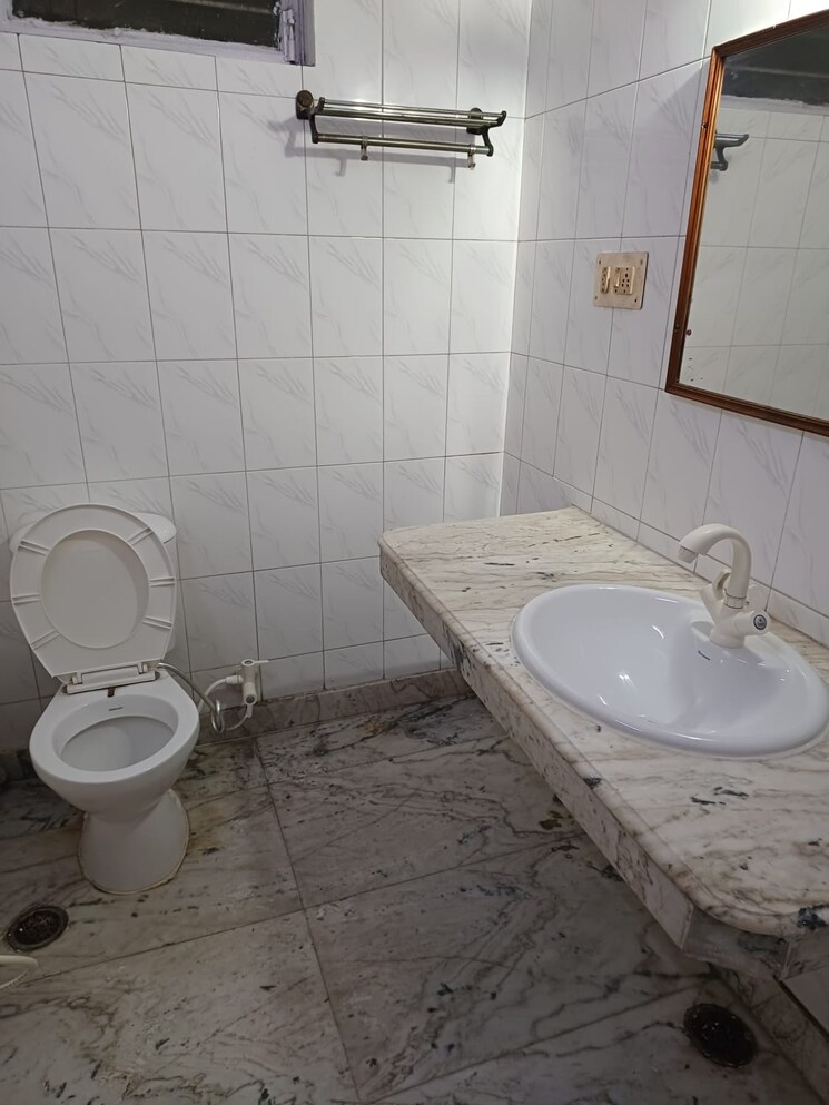 Bathroom, citadel-enclave 3 Bedroom 1500 Sq.Ft. Apartment In Bt Kawade Road Pune 7623787