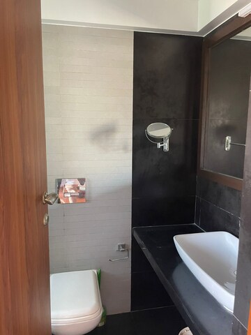 Furnished Amenities in 3 BHK Apartment at Iris Apartment Cuffe Parade, Cuffe Parade – for Sale