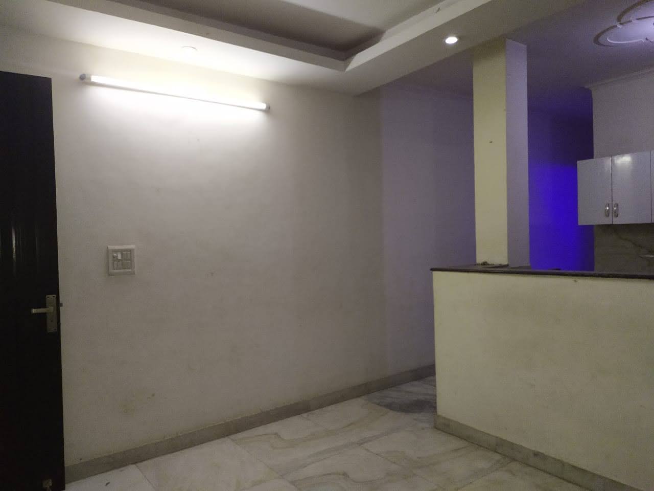 Rental 1 Bedroom 52 Sq.Yd. Apartment in Govindpuri Delhi 7623936