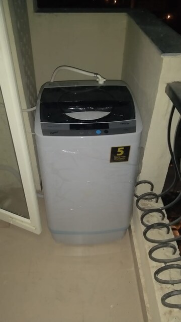 Furnished Amenities in 2 BHK Apartment at Aims Golf City, Sector 75 – for Sale
