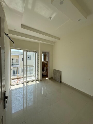 Room in 3 BHK Apartment at Dhakoli Village – for Sale