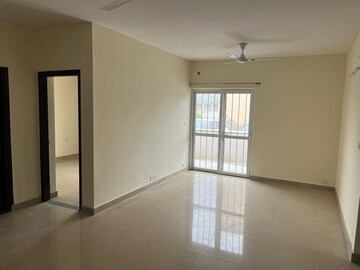 Room in 4 BHK Builder Floor at BPTP Parkland, Sector 75 – for Sale