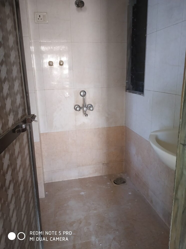 Bathroom, sai-abhyuday-complex 1 Bedroom 309 Sq.Ft. Apartment In Nalasopara West Palghar 7624973