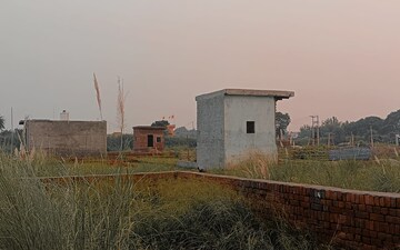 Plot For Sale in Neharpar