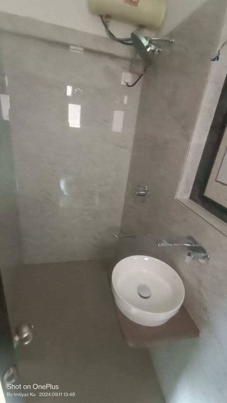 Bathroom, godrej-central 2 Bedroom 750 Sq.Ft. Apartment In Chembur Mumbai 7625030