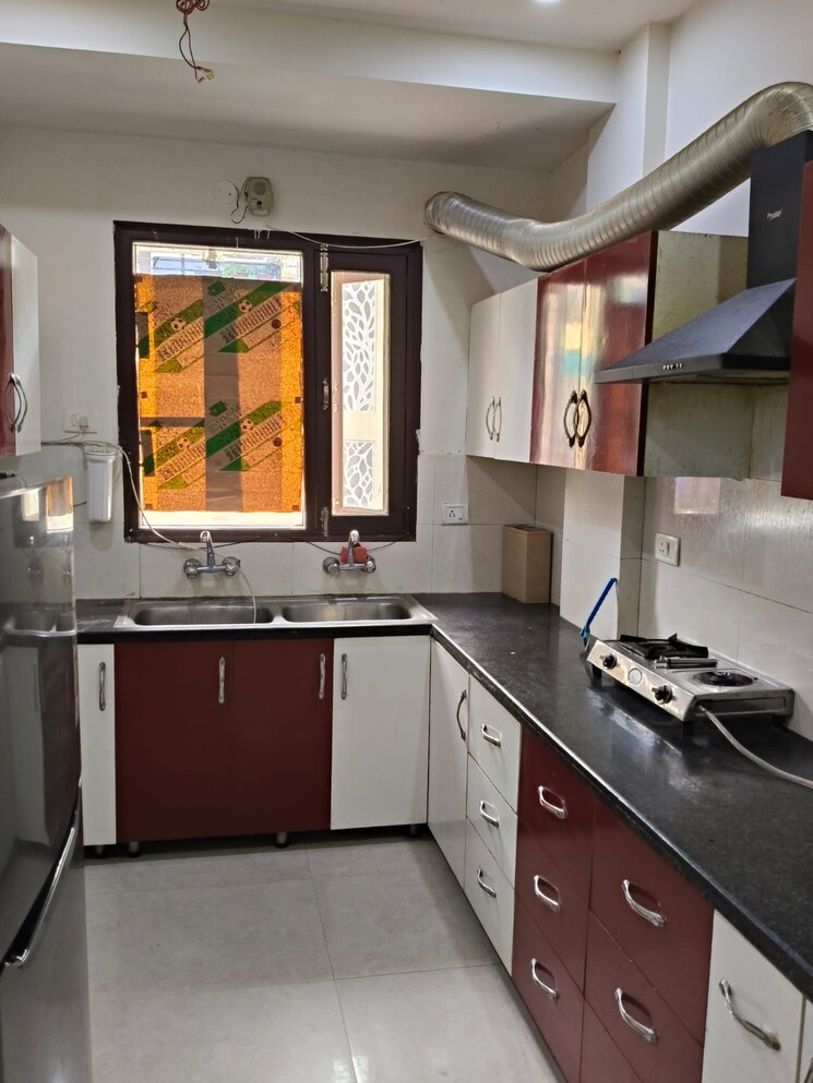 Kitchen, pir machalla 3 Bedroom 1730 Sq.Ft. Apartment In Pir Machalla Zirakpur 7625523