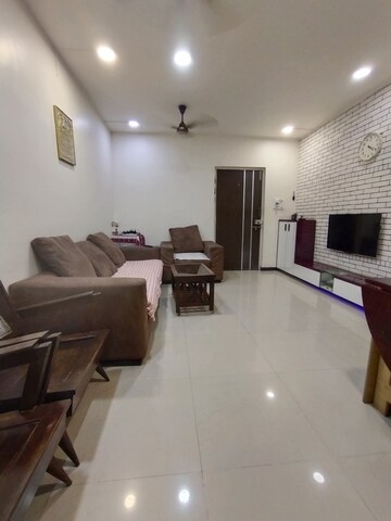 Master Bedroom in 1.5 BHK Apartment at Shree Krishna Niwas CHS, Powai – for Sale