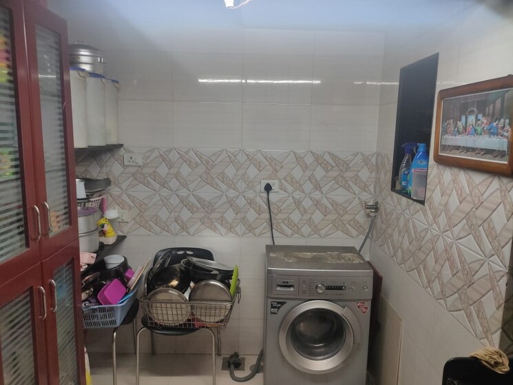  Parking, brahmand-chs 2 Bedroom 605 Sq.Ft. Apartment In Brahmand Thane 7626744