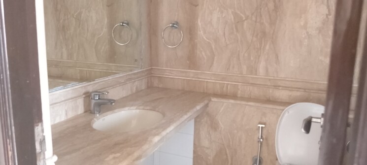 Bathroom, raheja-golden-rays 2 Bedroom 985 Sq.Ft. Apartment In Powai Mumbai 7626637