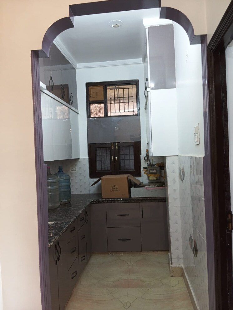 Kitchen, rohini sector 25 3 Bedroom 900 Sq.Ft. Builder Floor In Rohini Sector 25 Delhi 7626934