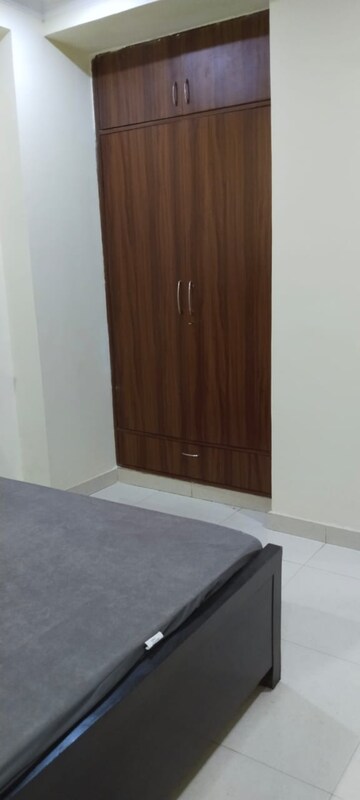 2 BHK Apartment For Rent in Surendra Avenue 69 Sector 69 Gurgaon  7626782