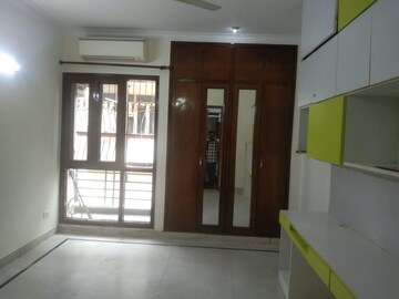 2 BHK Apartment For Rent in Napeansea Road Mumbai  7626941