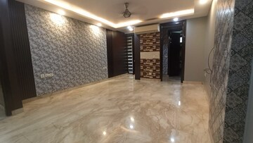 रेसिडेंशियल बिल्डर फ्लोर वर्ग यार्ड फॉर रेंट इन साउथ एक्सटेंशन वन दिल्ली  7627232