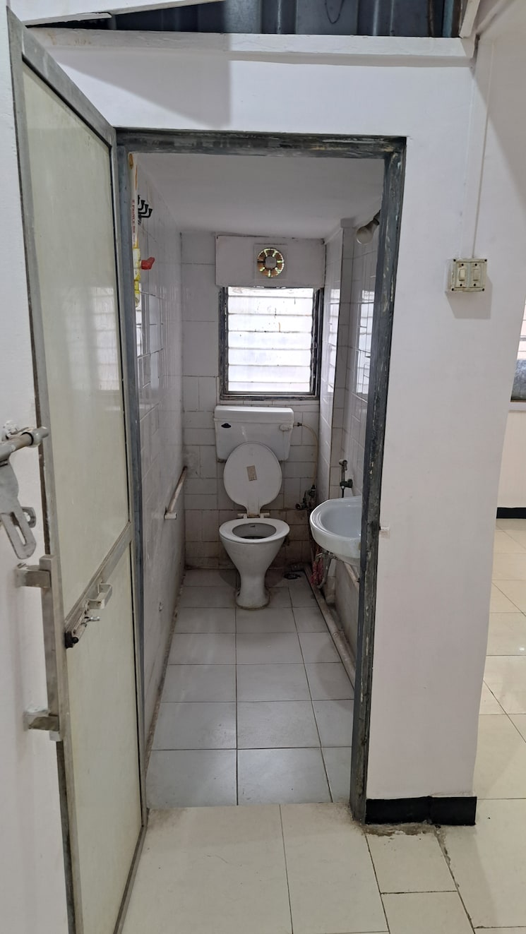 Kitchen, smruti-chs-vile-parle-east 2 Bedroom 650 Sq.Ft. Apartment In Vile Parle East Mumbai 7627259