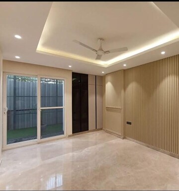 Room in 3 BHK Apartment at Dwarka – for Sale