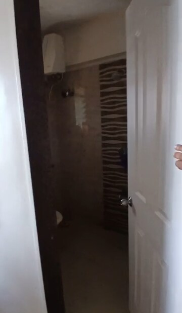 Furnished Amenities in 3 BHK Apartment at Goregaon West – for Sale