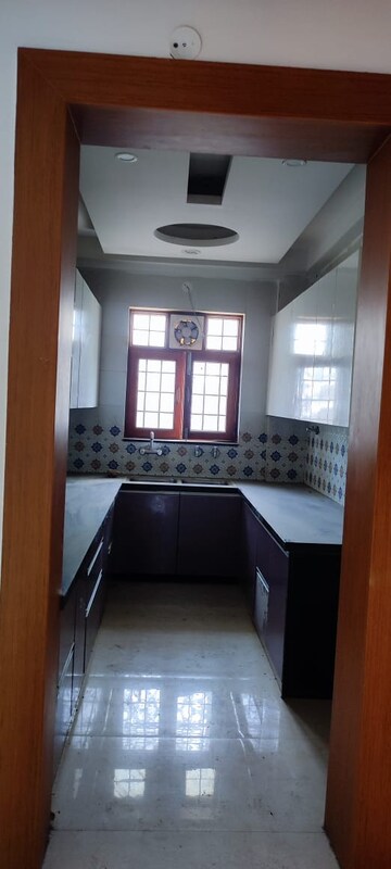 Kitchen in 3 BHK Builder Floor at BPTP Park Central, Sector 85 – for Sale