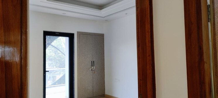 Room, bptp-parkland-pride 3 Bedroom 250 Sq.Yd. Builder Floor In Sector 77 Faridabad 7627632