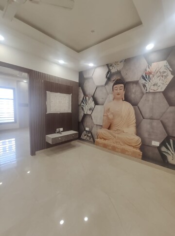 Living Room in 4 BHK Builder Floor at BPTP Park Central, Sector 85 – for Sale