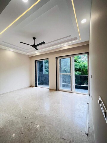 Room in 4 BHK Builder Floor at Ansal API Esencia, Sector 67 – for Sale