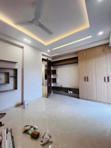 Room in 4 BHK Builder Floor at Ansal API Esencia, Sector 67 – for Sale