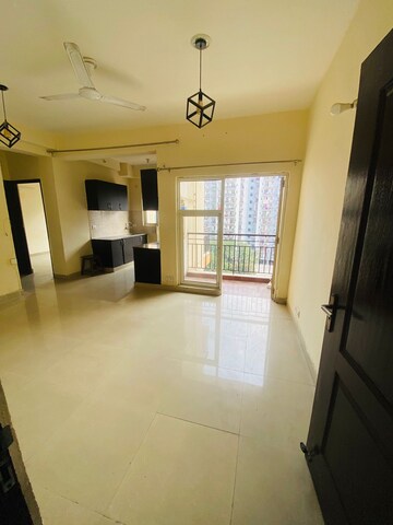 Room in 3 BHK Apartment at Gardenia Gateway, Sector 75 – for Sale