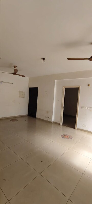 Room in 3 BHK Apartment at Gardenia Gateway, Sector 75 – for Sale