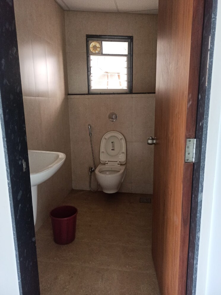 Bathroom, krishna-vihar-karve-nagar 1 Bedroom 620 Sq.Ft. Apartment In Karve Nagar Pune 7628265