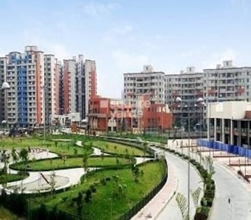 4 BHK Apartment For Rent in AWHO Township Awho Greater Noida  7629101