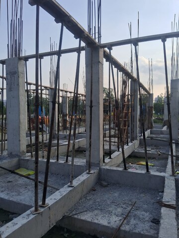 Gym in 3 BHK Builder Floor at Noida Central – for Sale