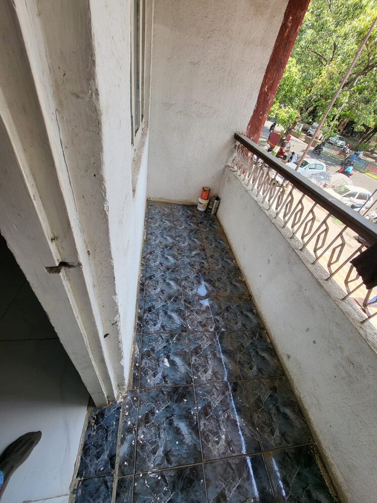 Balcony, royal-arcade-apartment 2 Bedroom 1006 Sq.Ft. Apartment In Dhankawadi Pune 7629833