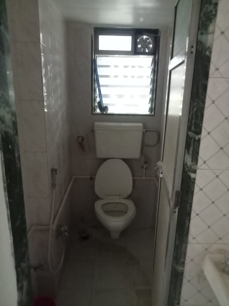 Bathroom, shree-khapridev-chs 1 Bedroom 330 Sq.Ft. Apartment In Parel Mumbai 7630663