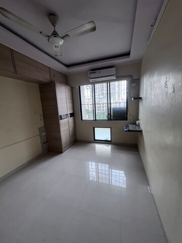 Room in 1 BHK Apartment at Lodha Paradise, Majiwada – for Sale