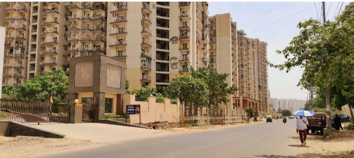 2 BHK Apartment For Resale in RG Luxury Homes Noida Ext Sector 16b Greater Noida  7630948