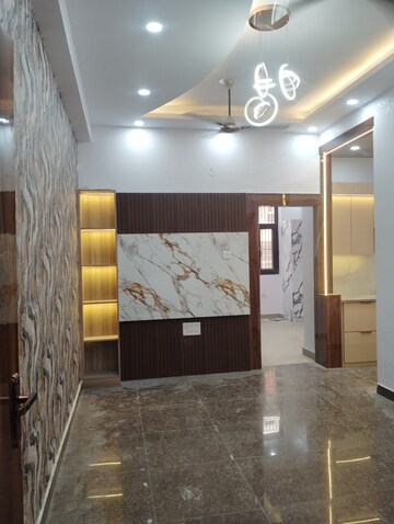 2 BHK Builder Floor For Sale in Niti Khand