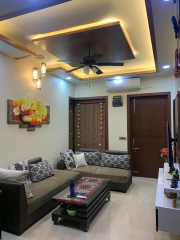 Living Room in 3 BHK Builder Floor at Sector 85 – for Sale