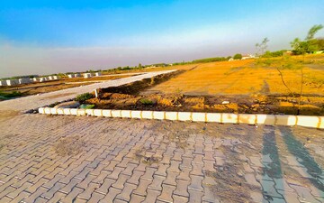 Plot For Sale in Lalru