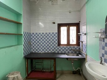 रेसिडेंशियल बिल्डर फ्लोर वर्ग फुट फॉर रेंट इन सीलदह कोलकाता  7630150