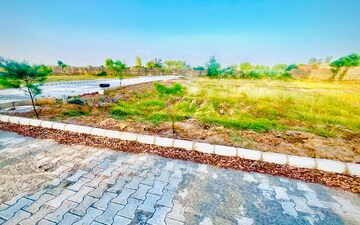 Plot For Sale in Lalru