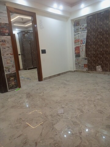 2 BHK Builder Floor For Sale in Sector 107
