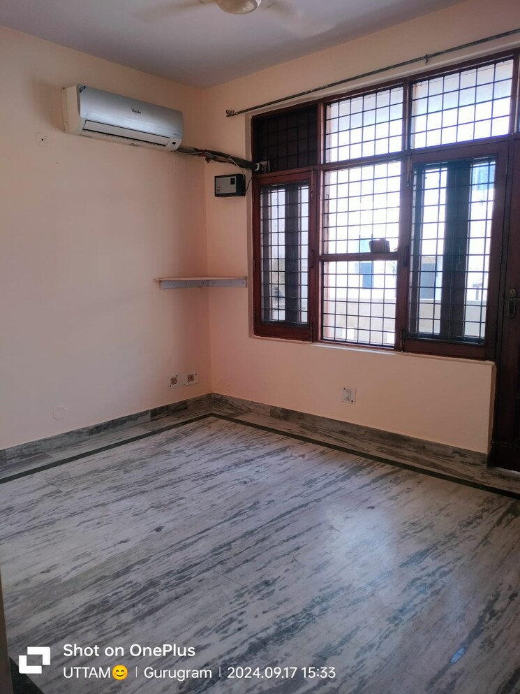 Room, c-dot-co-operative-group-housing-society 3 Bedroom 1300 Sq.Ft. Apartment In Sector 56 Gurgaon 7634367