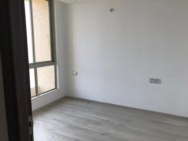 Room, one-hiranandani-park 3 Bedroom 1350 Sq.Ft. Apartment In Ghodbunder Road Thane 7634434