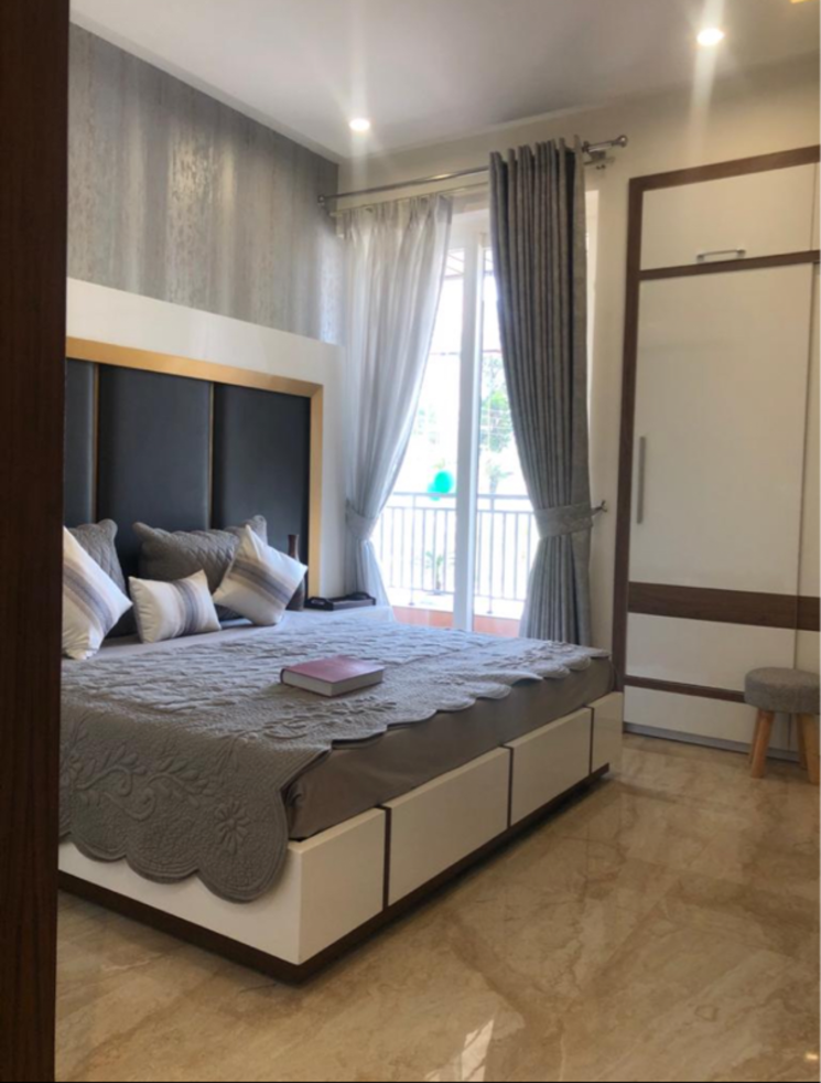 Bedroom, mrs-hi-greens 4 Bedroom 2350 Sq.Ft. Apartment In Kishanpura Zirakpur 7634596