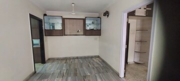 Room in 2 BHK Apartment at Raheja Complex, Malad East – for Sale