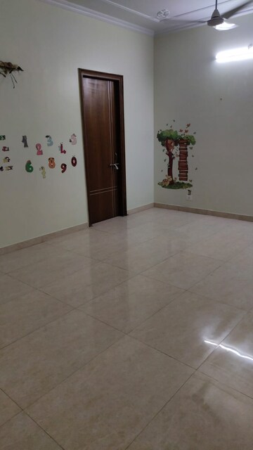 Room in 2 BHK Builder Floor at Faizabad Road – for Sale