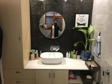 Bathroom in 6+ BHK Villa at Mullanpur – for Sale