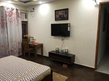 Bedroom in 6+ BHK Villa at Mullanpur – for Sale