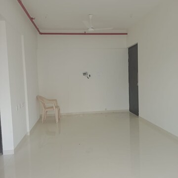 Room in 2 BHK Apartment at Kolte Patil Evara, Kastur Park – for Sale