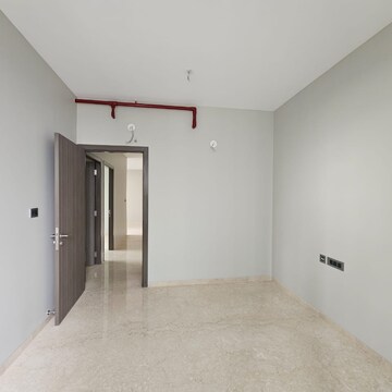 Room in 3 BHK Apartment at Oberoi Sky City, Khande Rao Dongari – for Sale