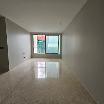 Room in 3 BHK Apartment at Oberoi Sky City, Khande Rao Dongari – for Sale